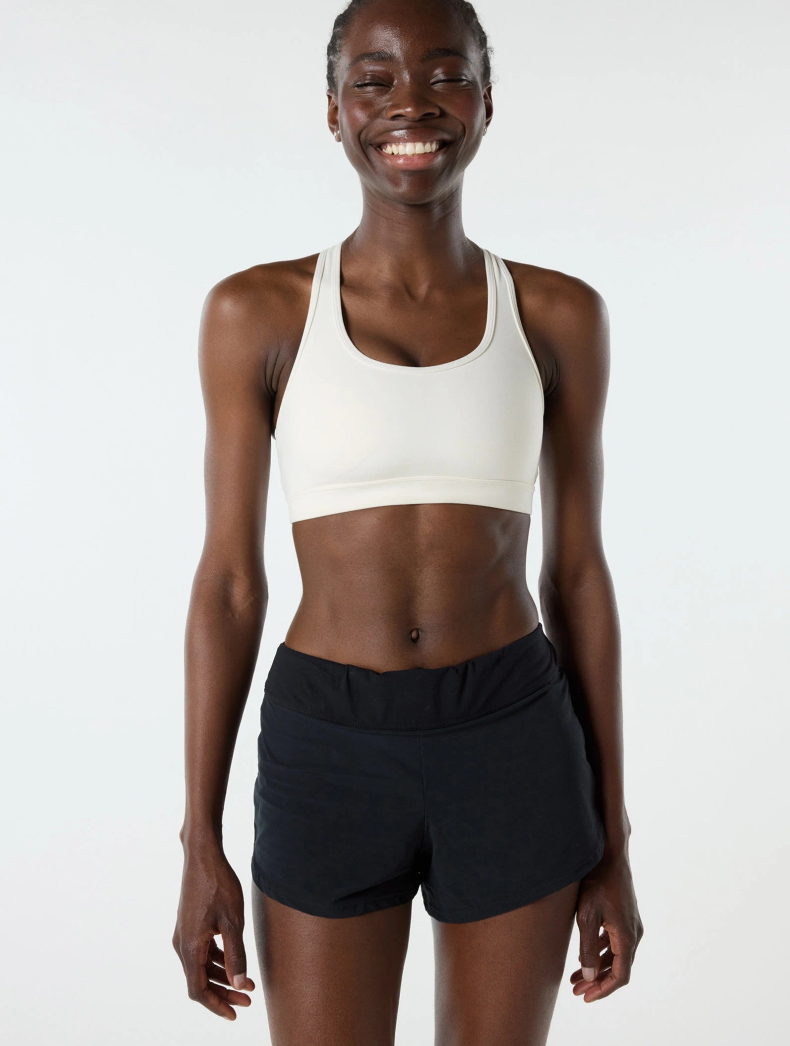 mannequin-face-short-menstruel-sport