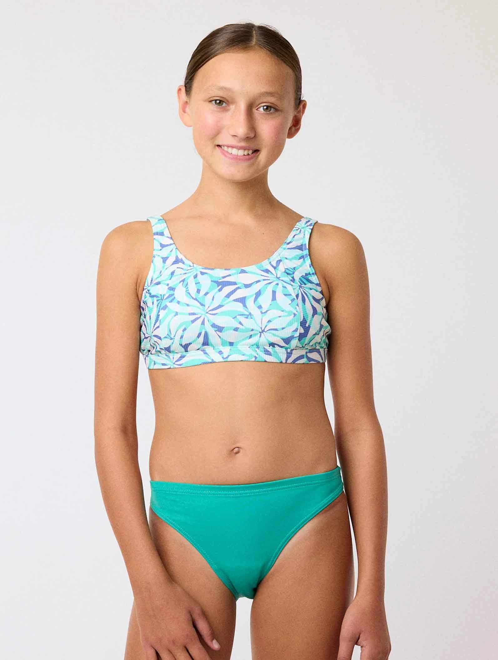 mannequin-face-culotte-bain-menstruelle-vert-ado