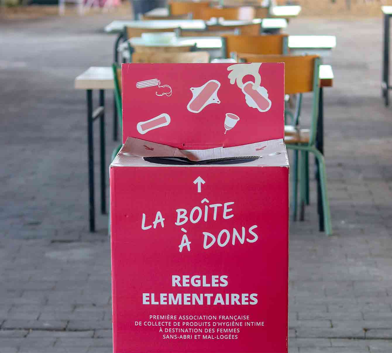 Photographie de la boite à dons Règles élementaires soutenue par Smoon