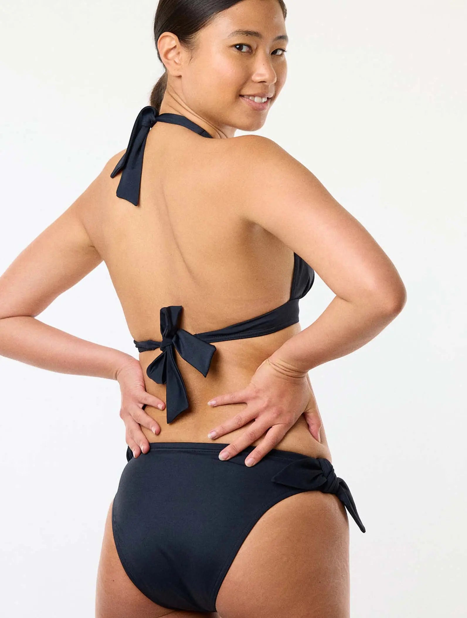 Ligie knot menstrual swim panties