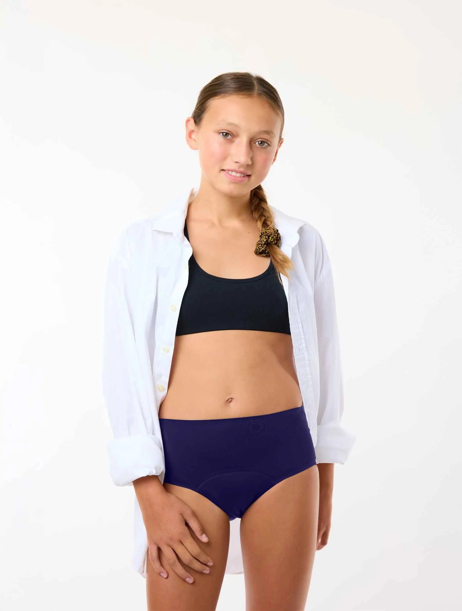 Menstrueller Shorty Lucina für Teens