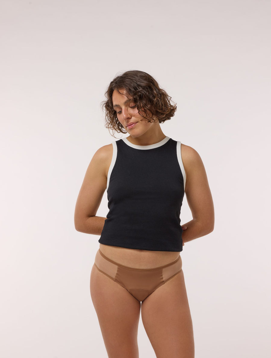 Culotte menstruelle Artémis Tulle nude portée, vue de face